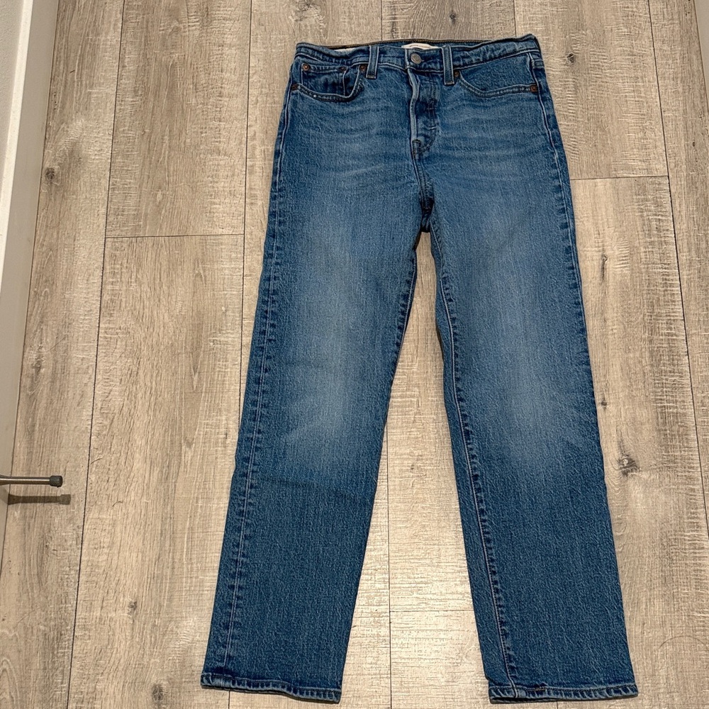 Levi's Women's Wedgie Straight Jeans in Classic Blue